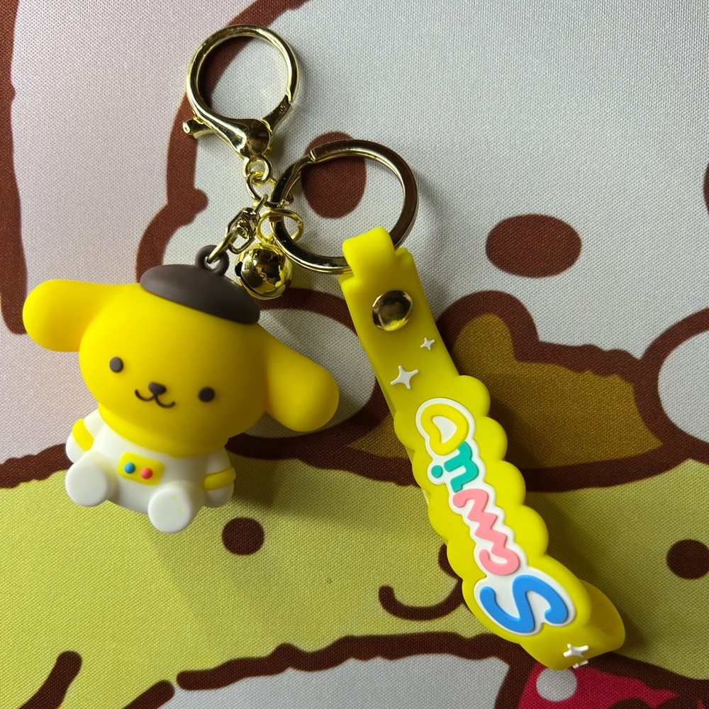 Space Pompompurin keychain